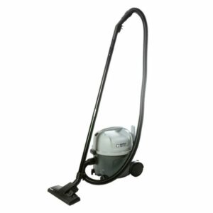 NILFISK VP 300 VACUUM CLEANER